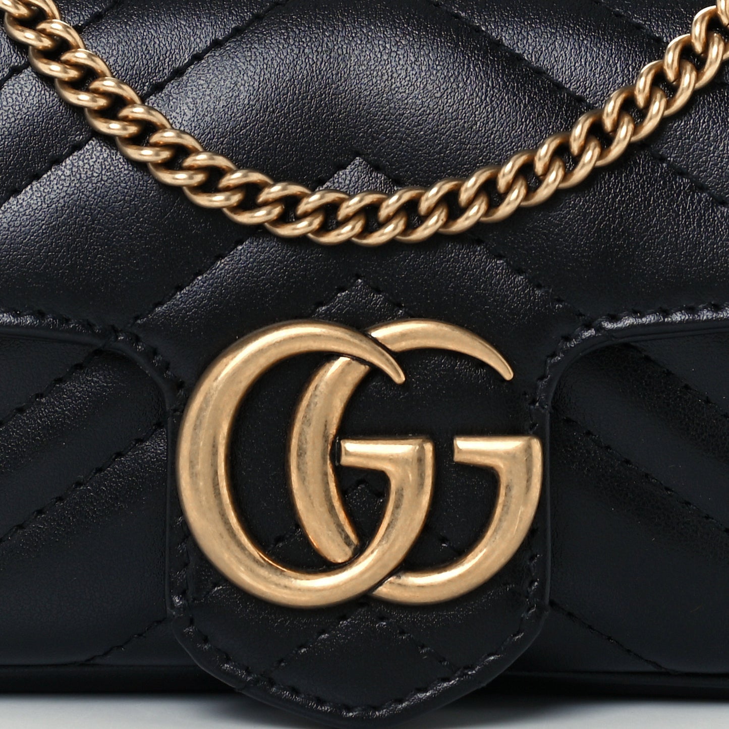 Calfskin Matelasse Super Mini GG Marmont Shoulder Bag Black
