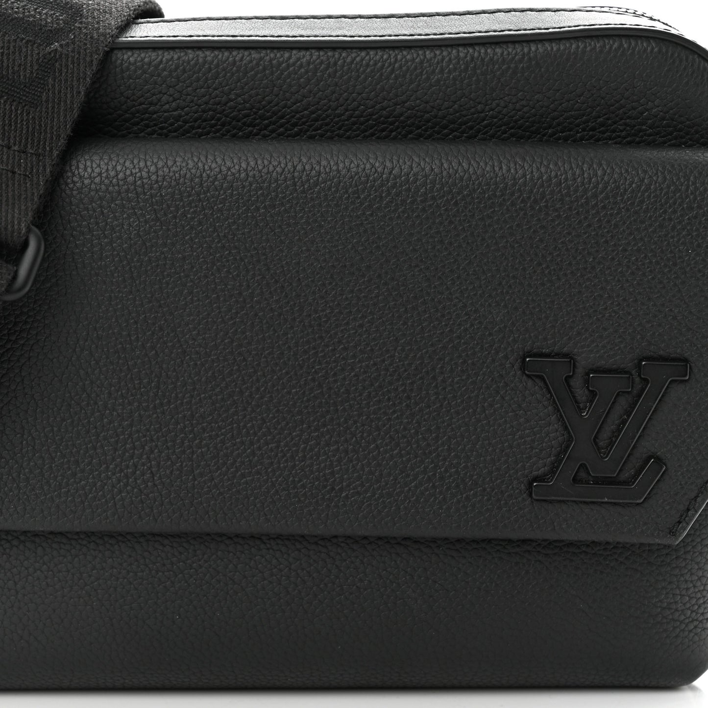 Calfskin Aerogram Fastline Messenger Black