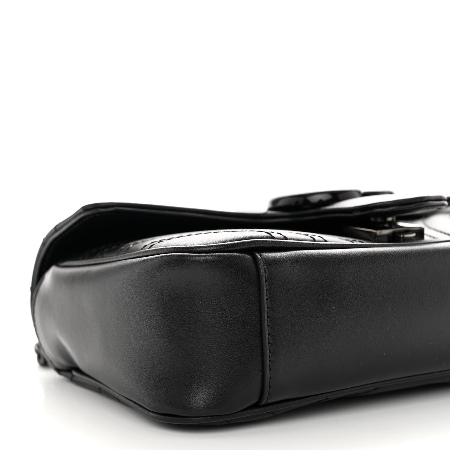 Calfskin Matelasse Monochrome Mini GG Marmont Shoulder Bag Black