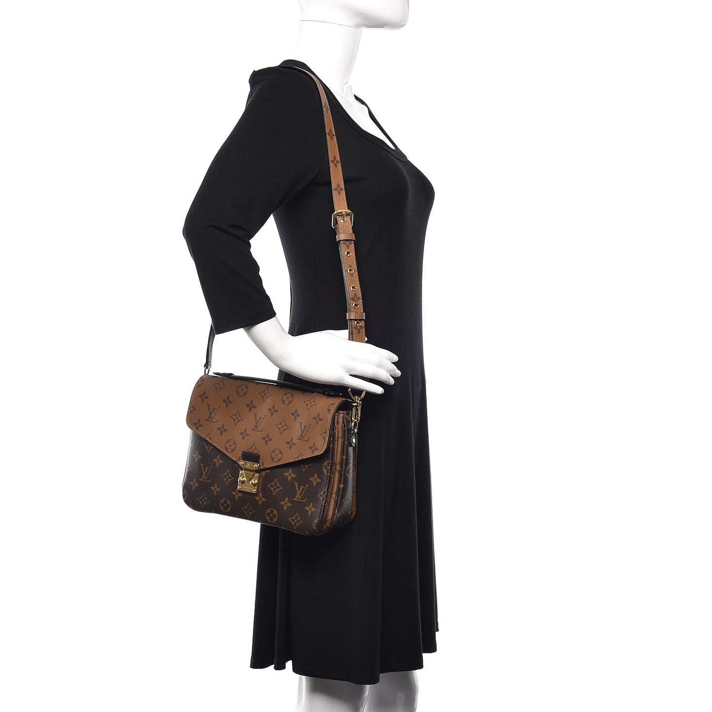 Reverse Monogram Pochette Metis