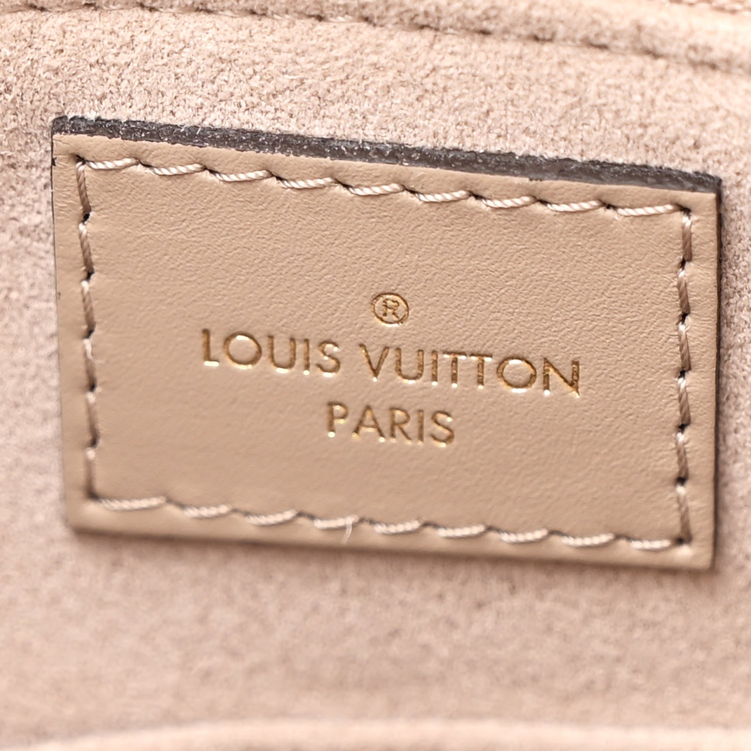 Louis Vuitton Empreinte Monogram Giant Onthego MM Tourterelle 6 of 9