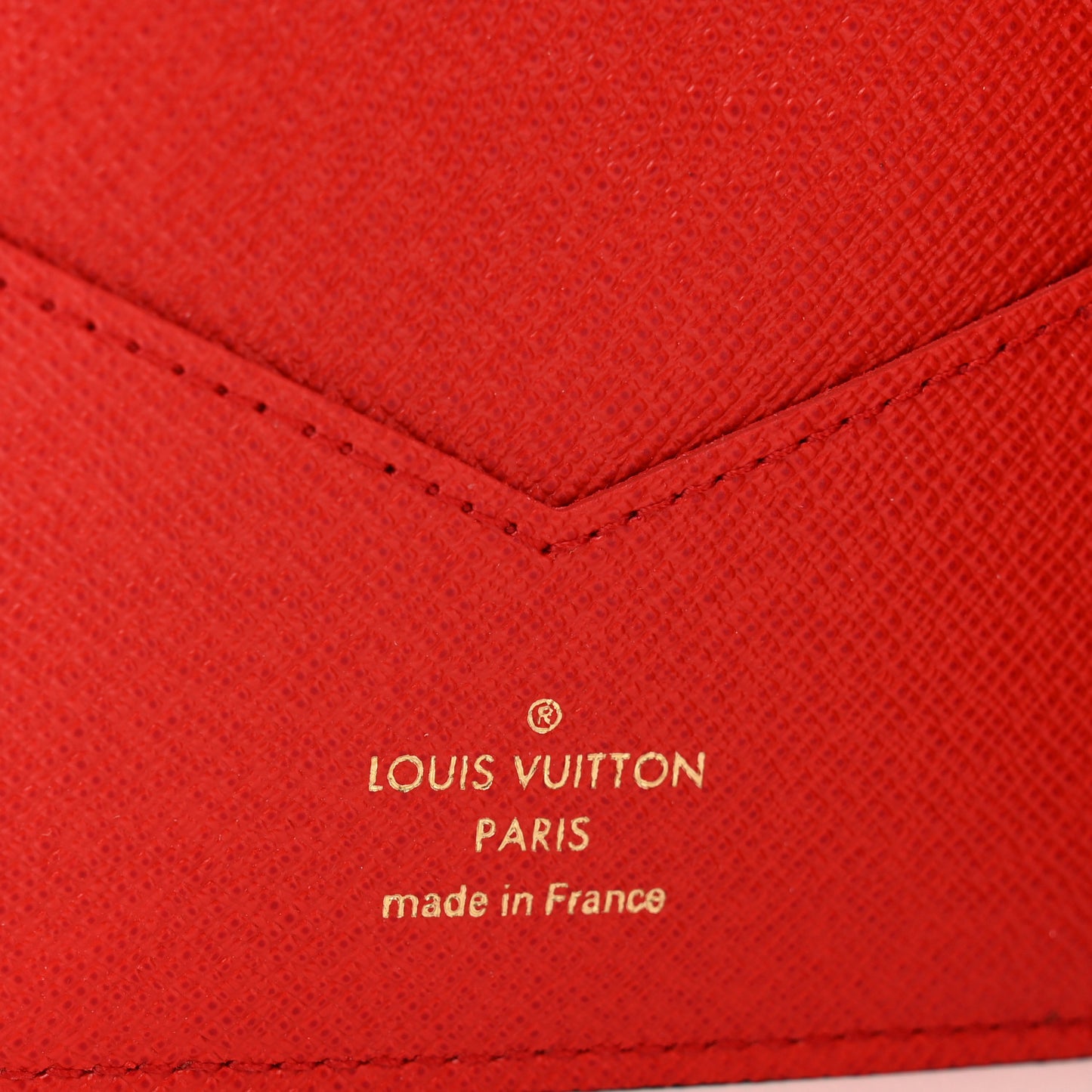 Monogram 2019 Christmas Animation Passport Cover Rouge