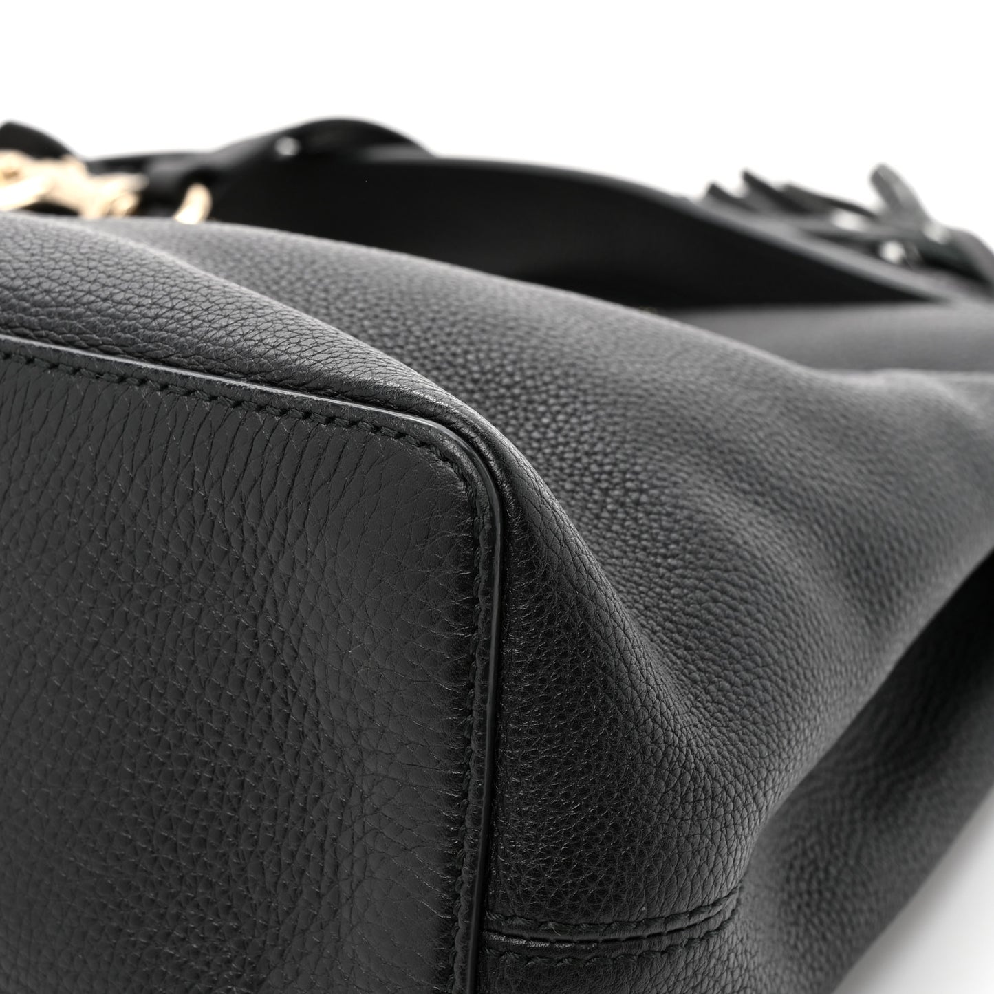 Pebbled Calfskin Large Soho Hobo Black