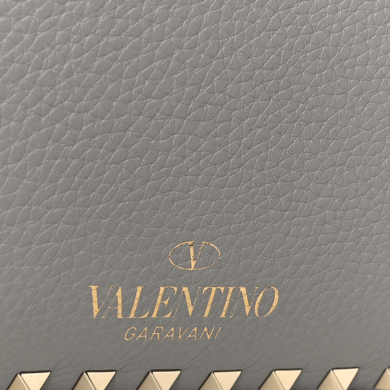 Valentino Garavani Pebbled Calfskin Medium Rockstud Flap Saddle Bag Pastel Grey 10 of 13