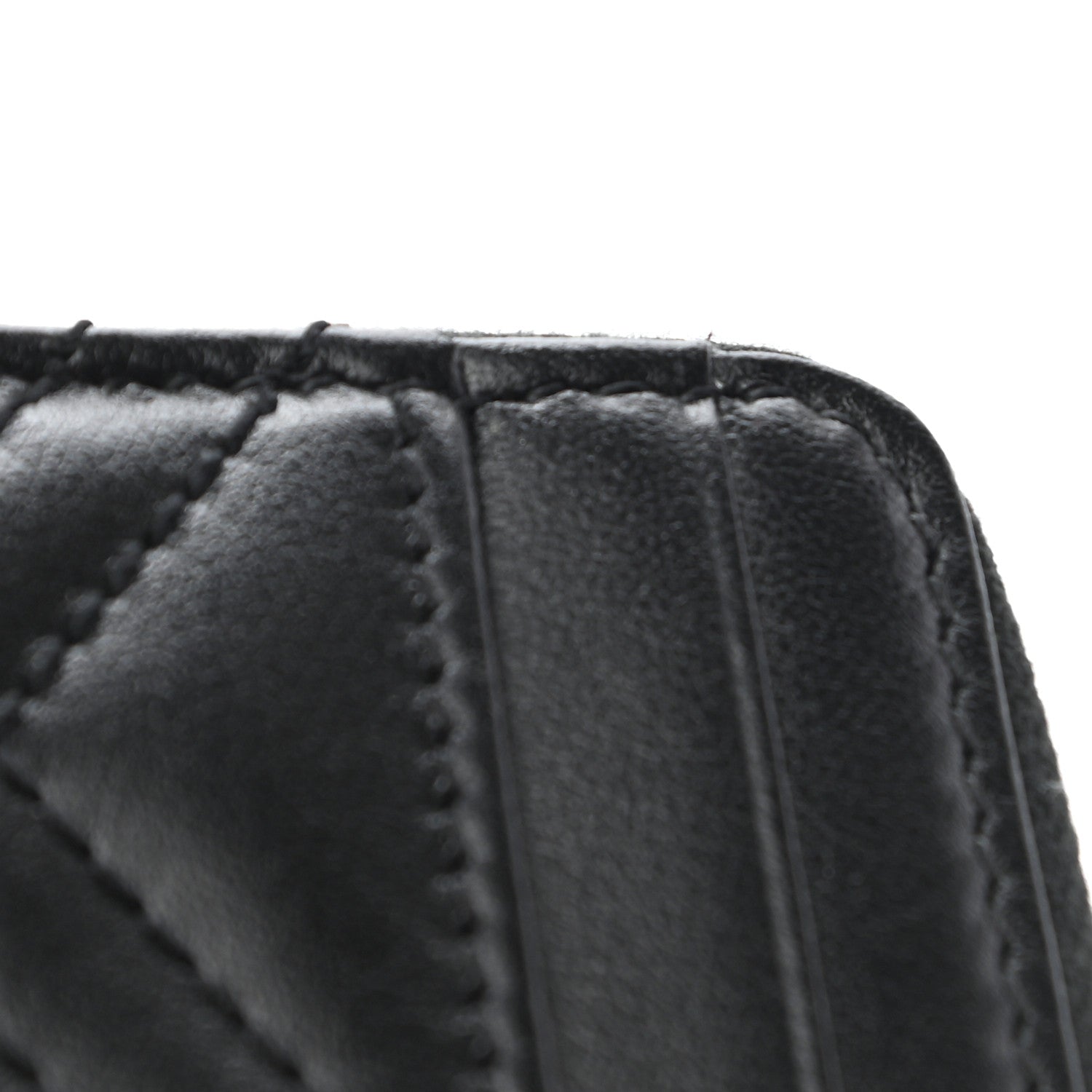 Gucci Calfskin Matelasse GG Marmont Zip Around Card Case Black 8 of 9