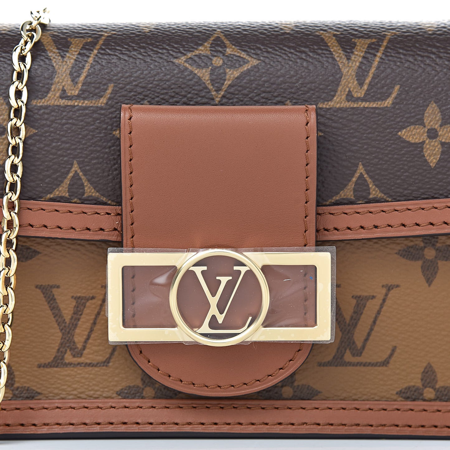Reverse Monogram Dauphine Chain Wallet