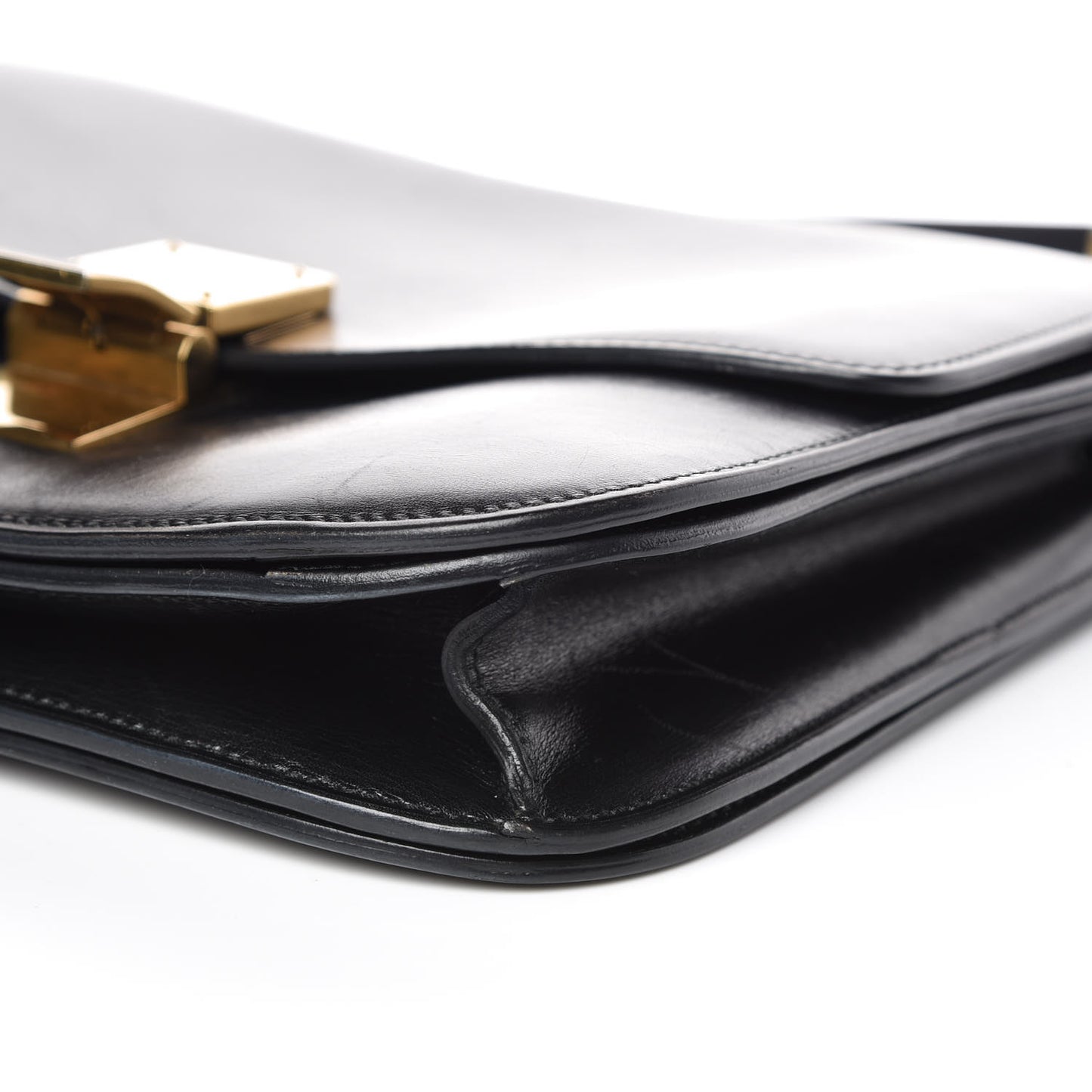 Box Calfskin Medium Classic Box Flap Bag Black