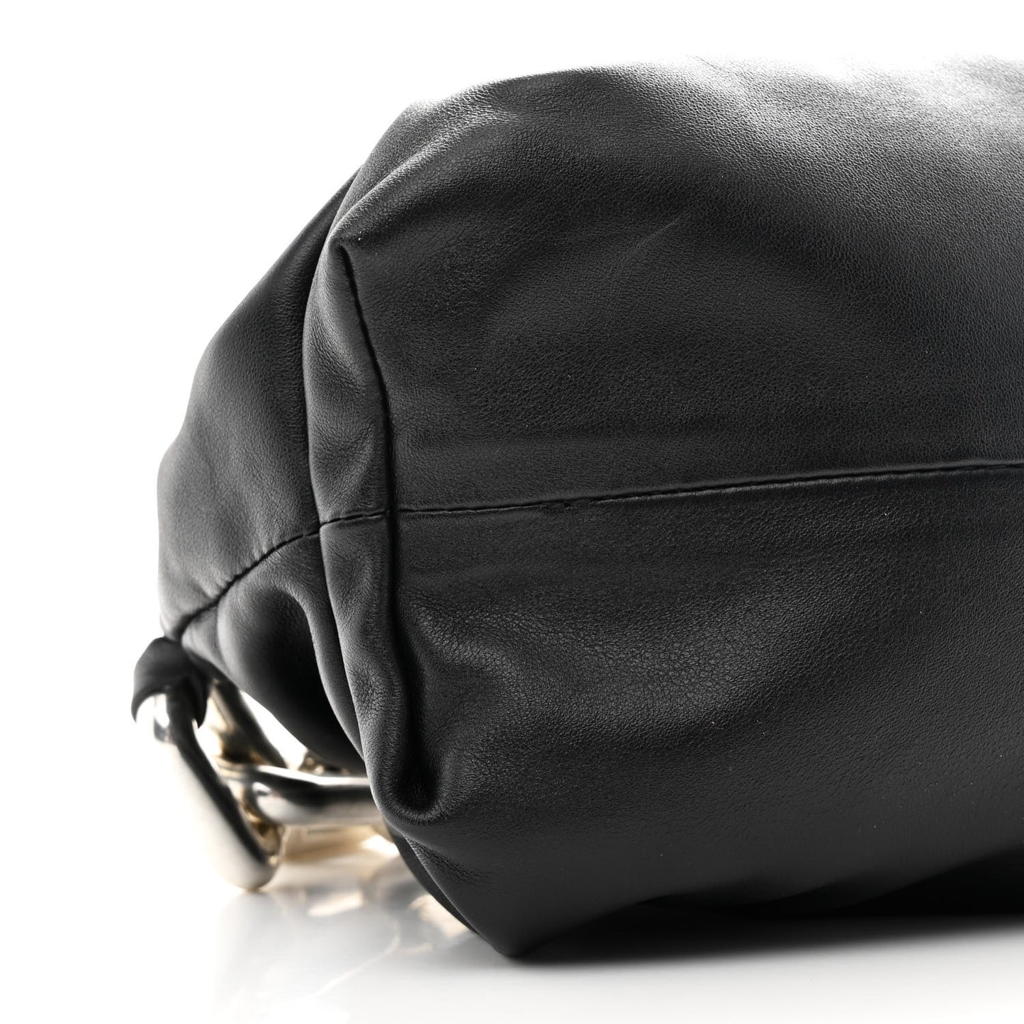 Calfskin The Pouch Chain Black