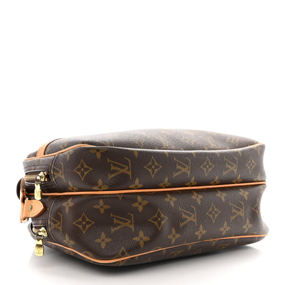 Louis Vuitton Monogram Reporter PM 4 of 10