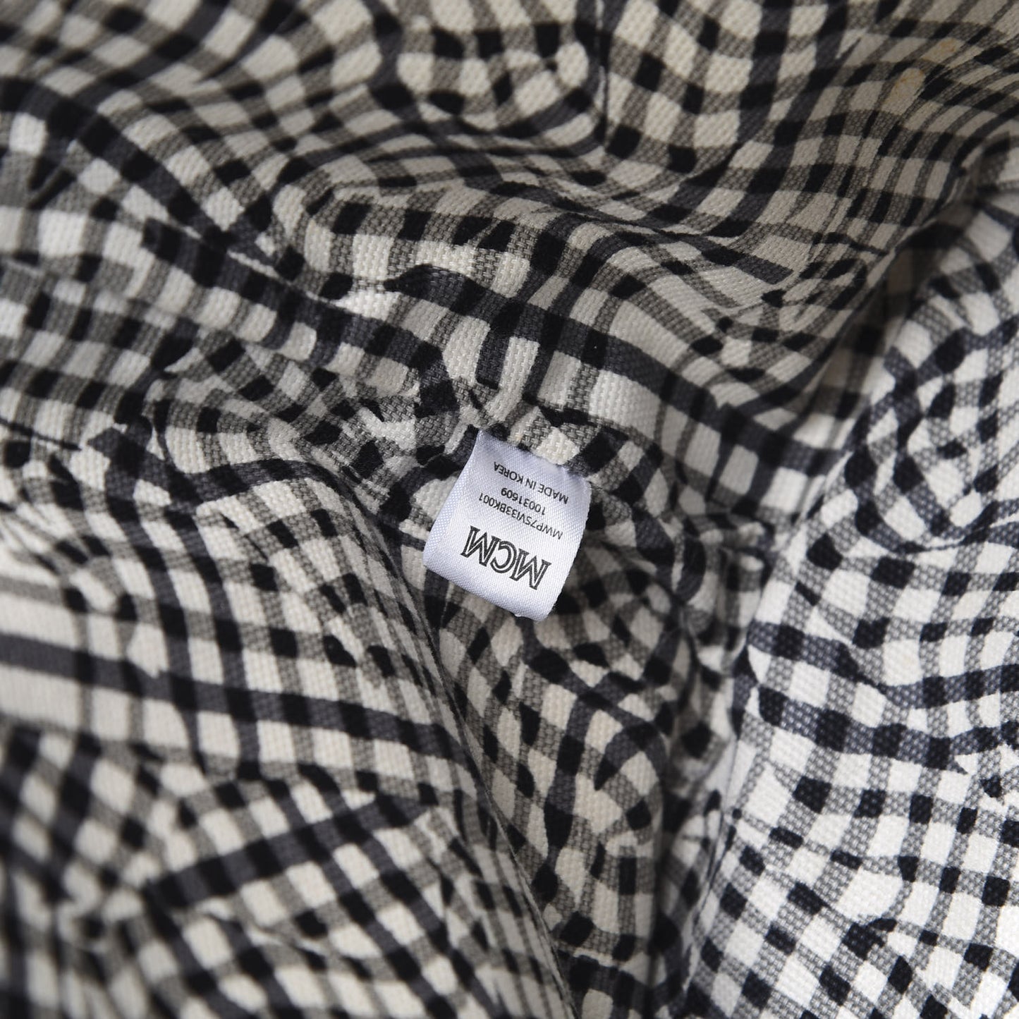 Visetos Medium Anya Zip Top Shopper Tote Black