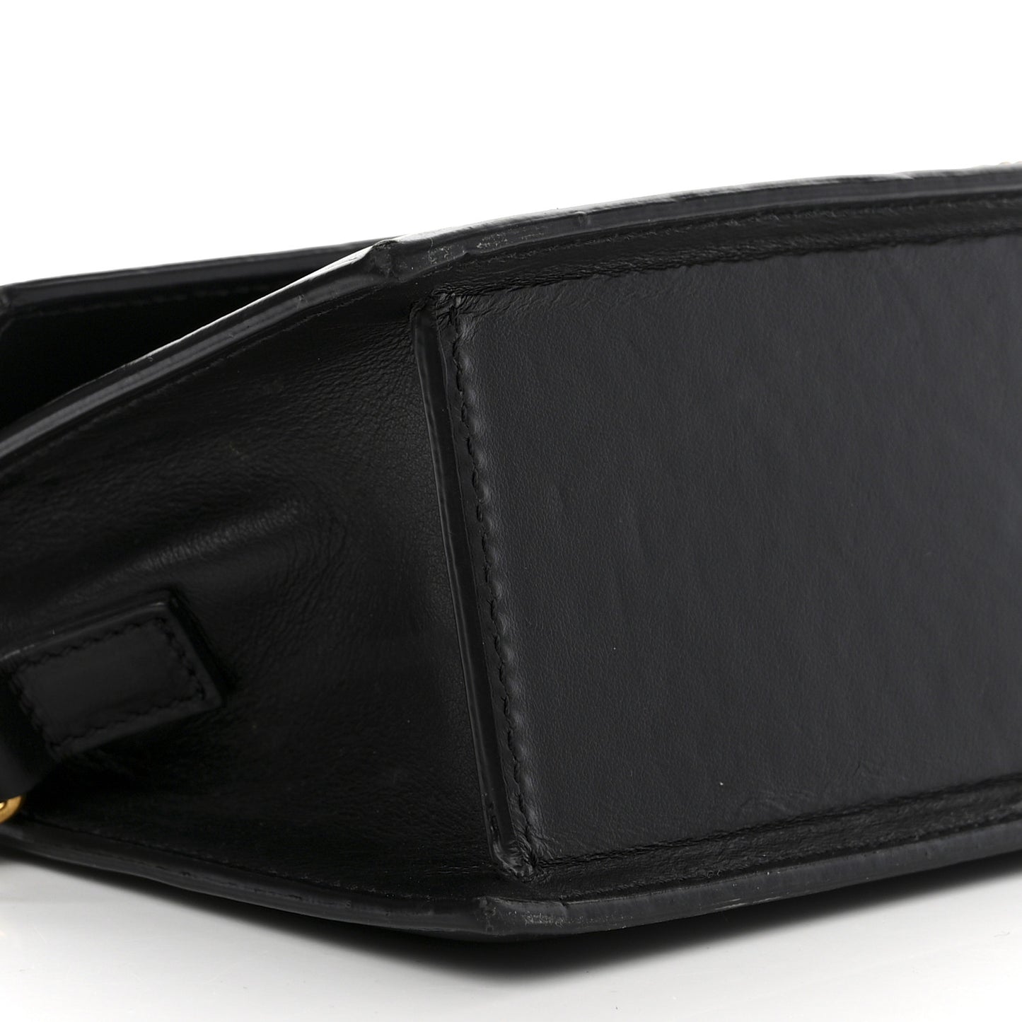 Smooth Calfskin Le Chiquito Moyen Black