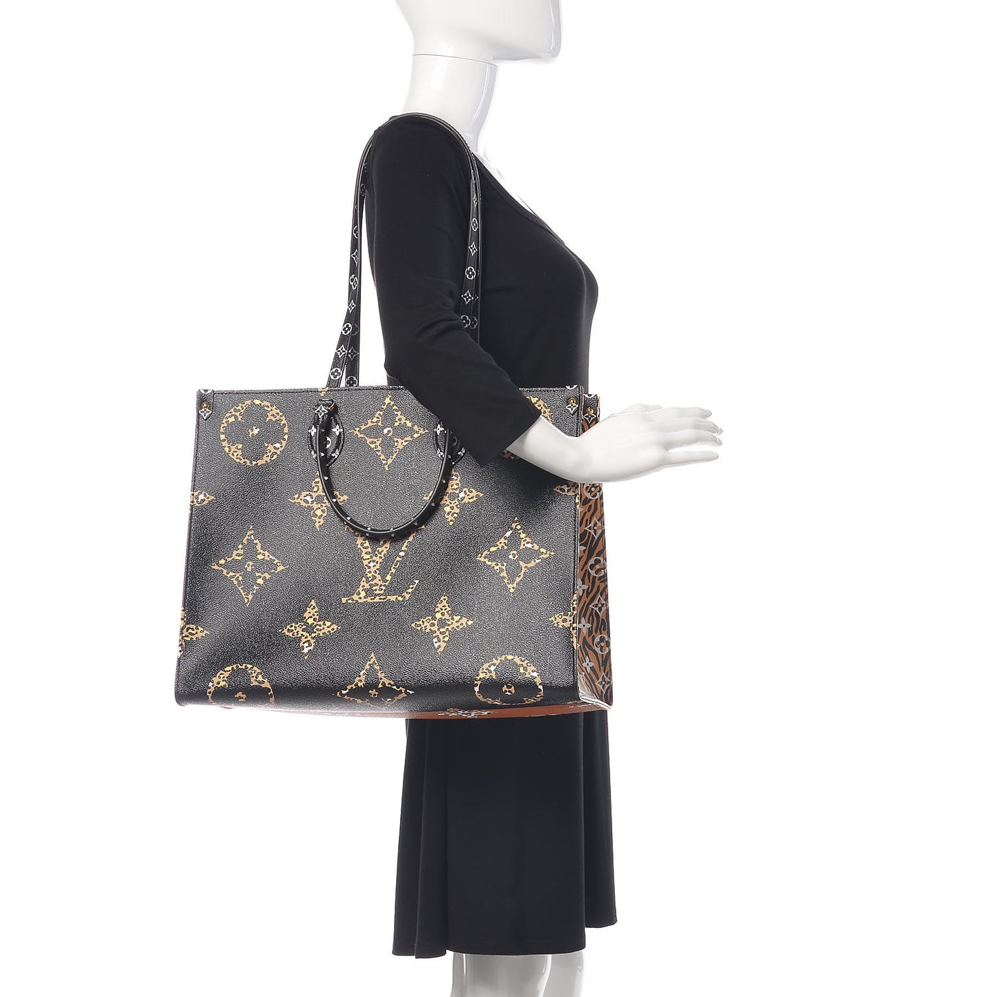 Monogram Giant Jungle Onthego GM Black