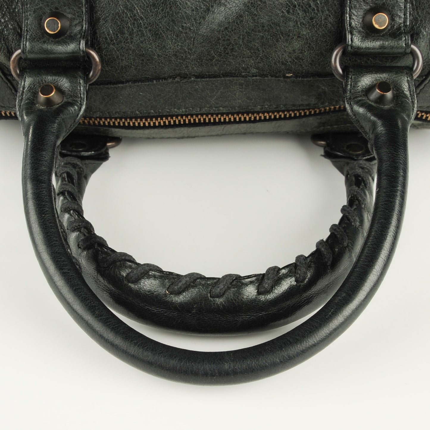 Agneau Classic Hardware Drum Black