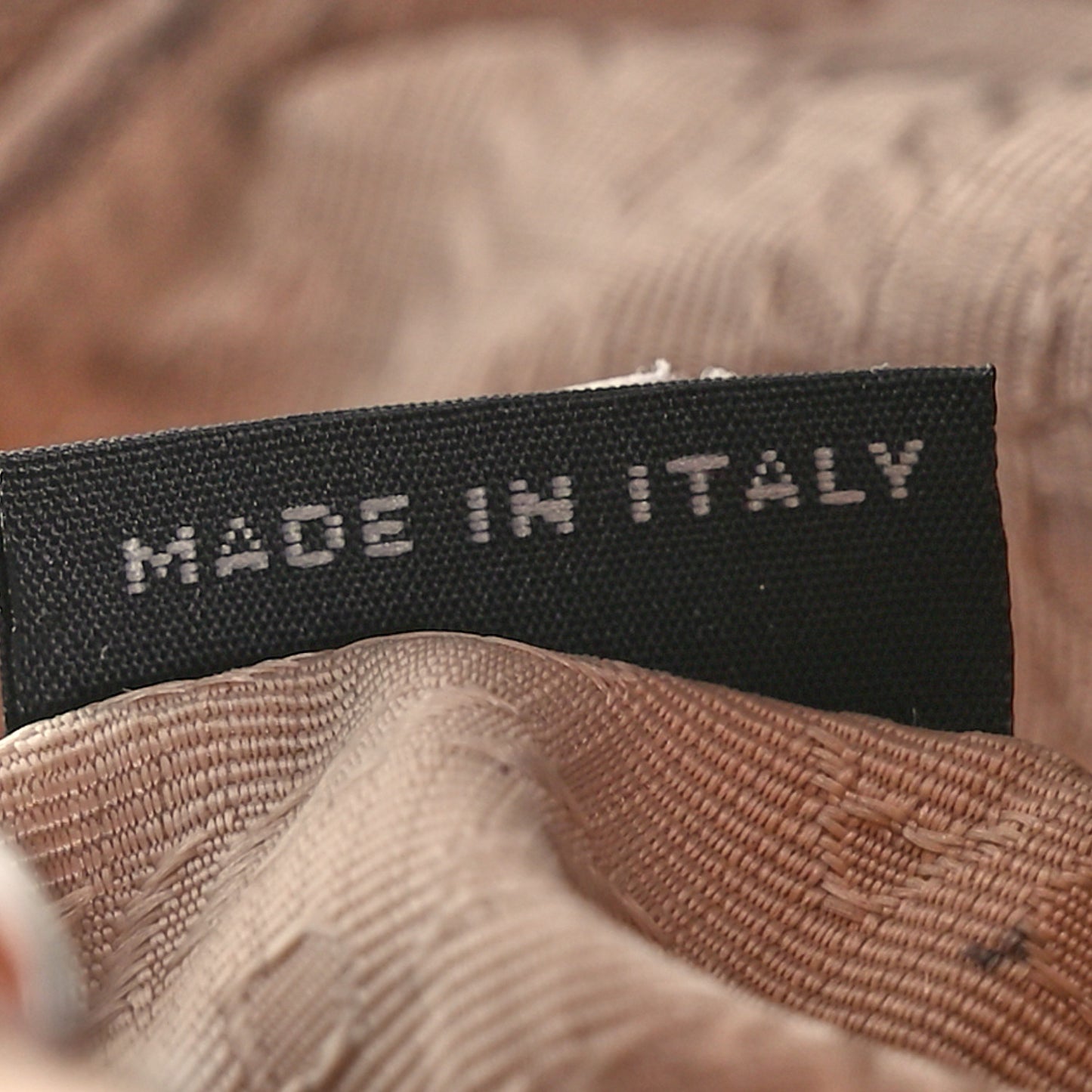 Nylon Re-Edition 2005 Shoulder Bag Cammeo