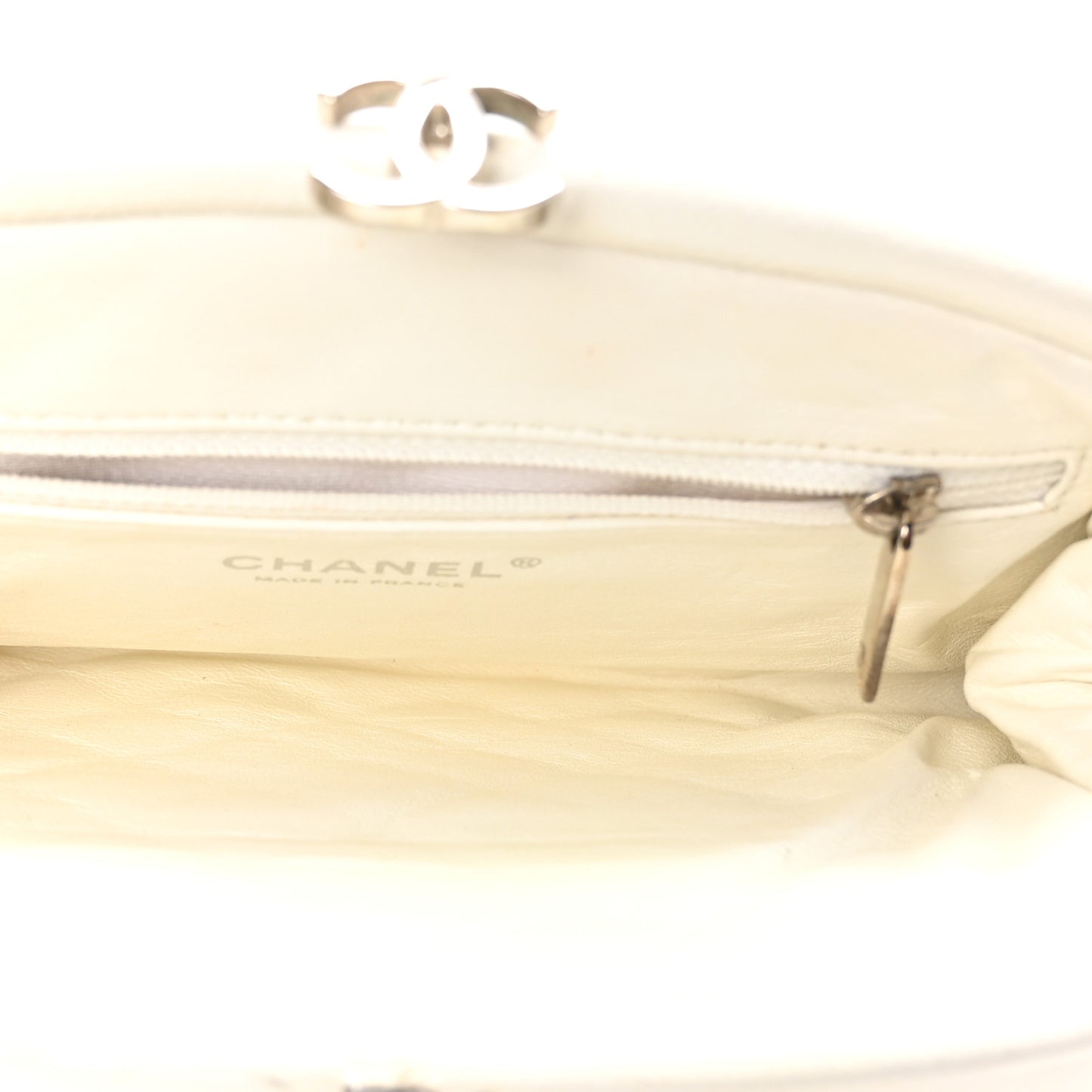 Caviar Quilted Timeless Clutch White