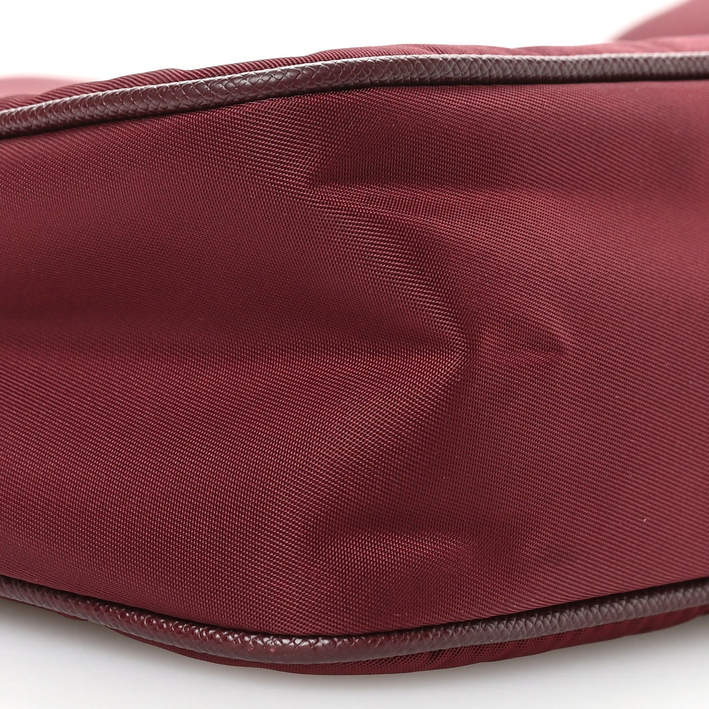 Tessuto Nylon Re-Edition 2005 Shoulder Bag Granato