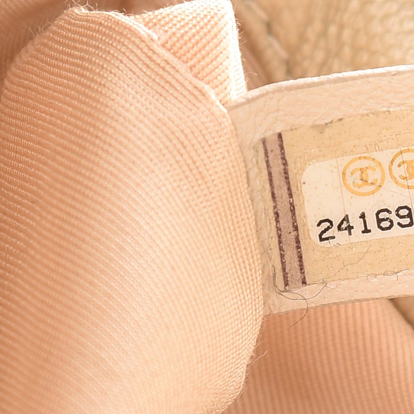 Pearly Caviar Quilted Medium Boy Flap Light Gold