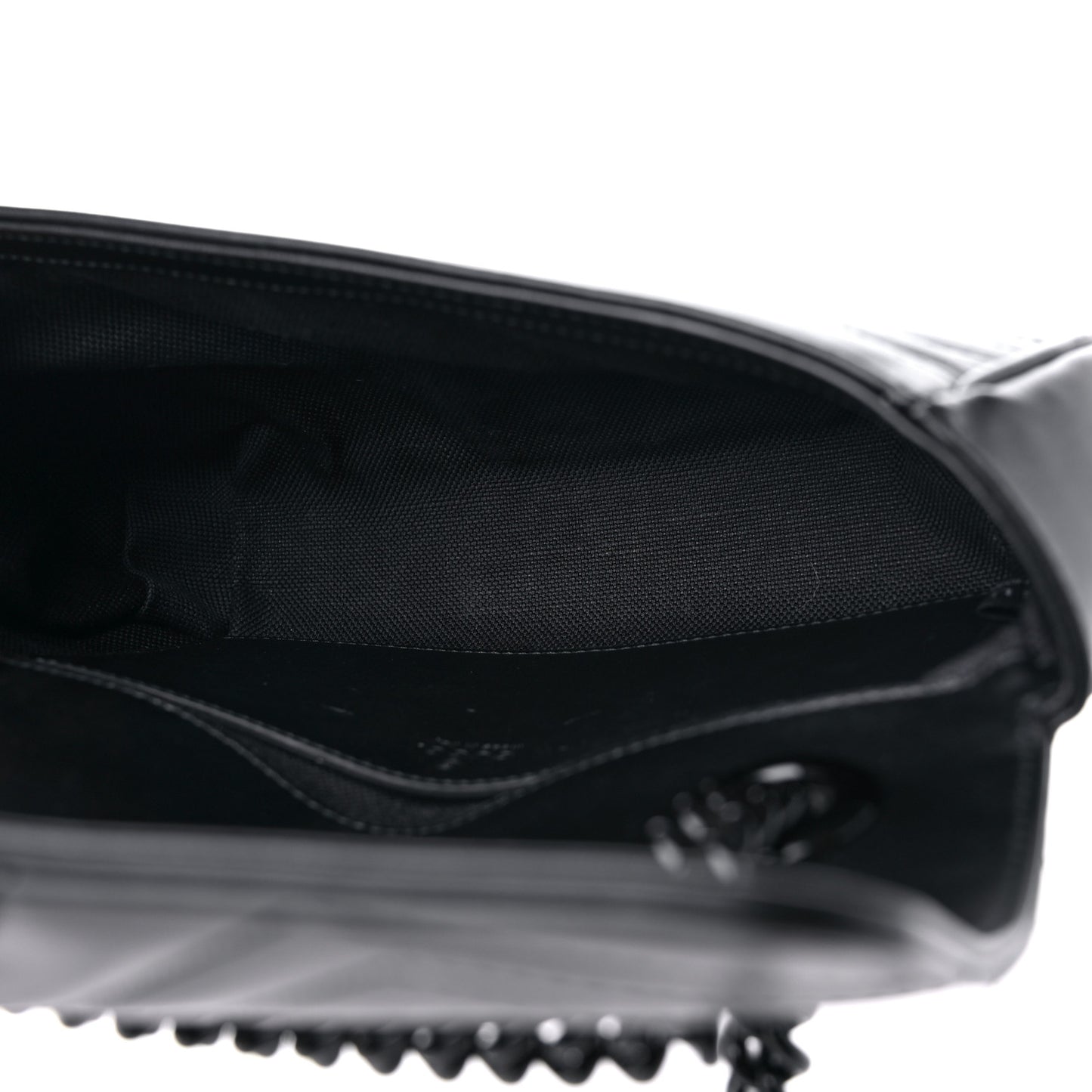 Calfskin Matelasse Monochrome Mini GG Marmont Shoulder Bag Black