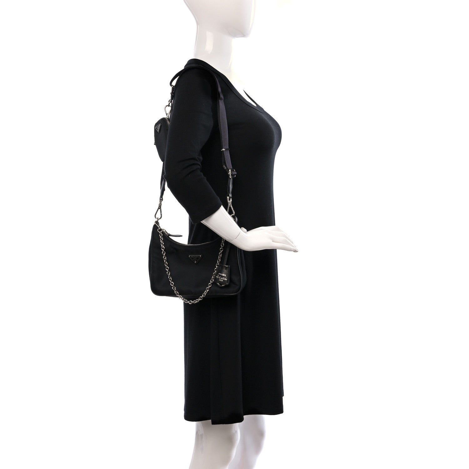 Prada Nylon Re-Edition 2005 Shoulder Bag Black 2 of 9