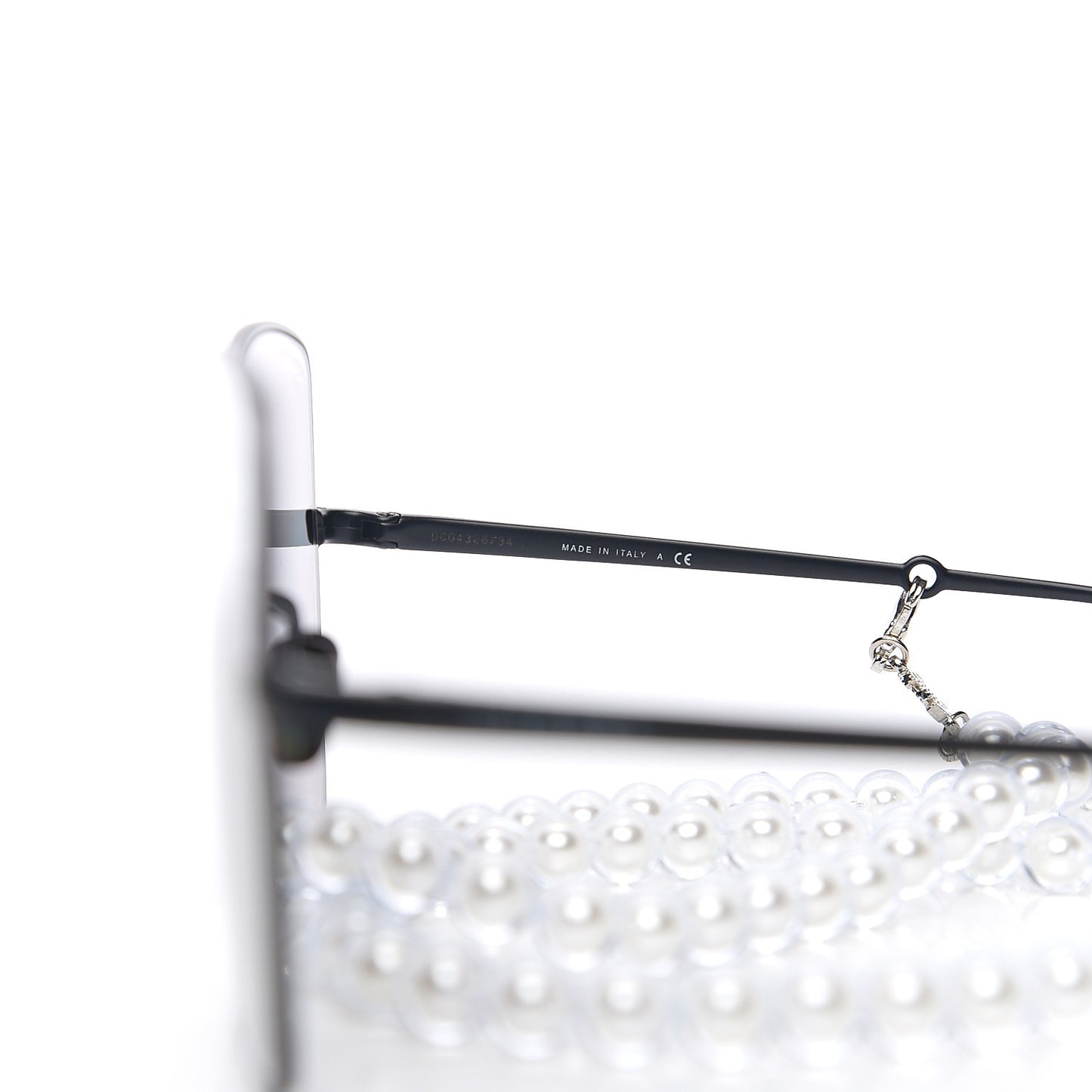 Butterfly Removable Pearl Chain Sunglasses 4262 Black