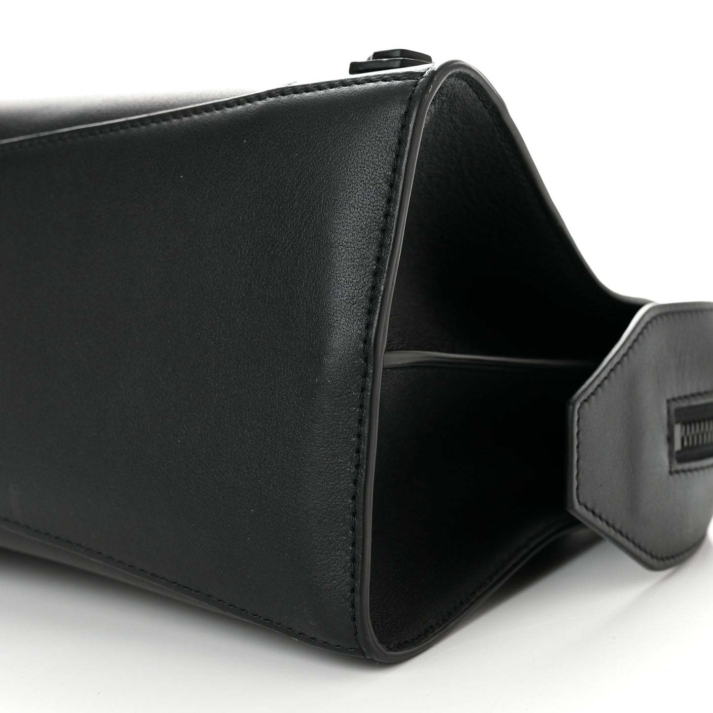 Smooth Calfskin Neo Classic Black Hardware S City Black