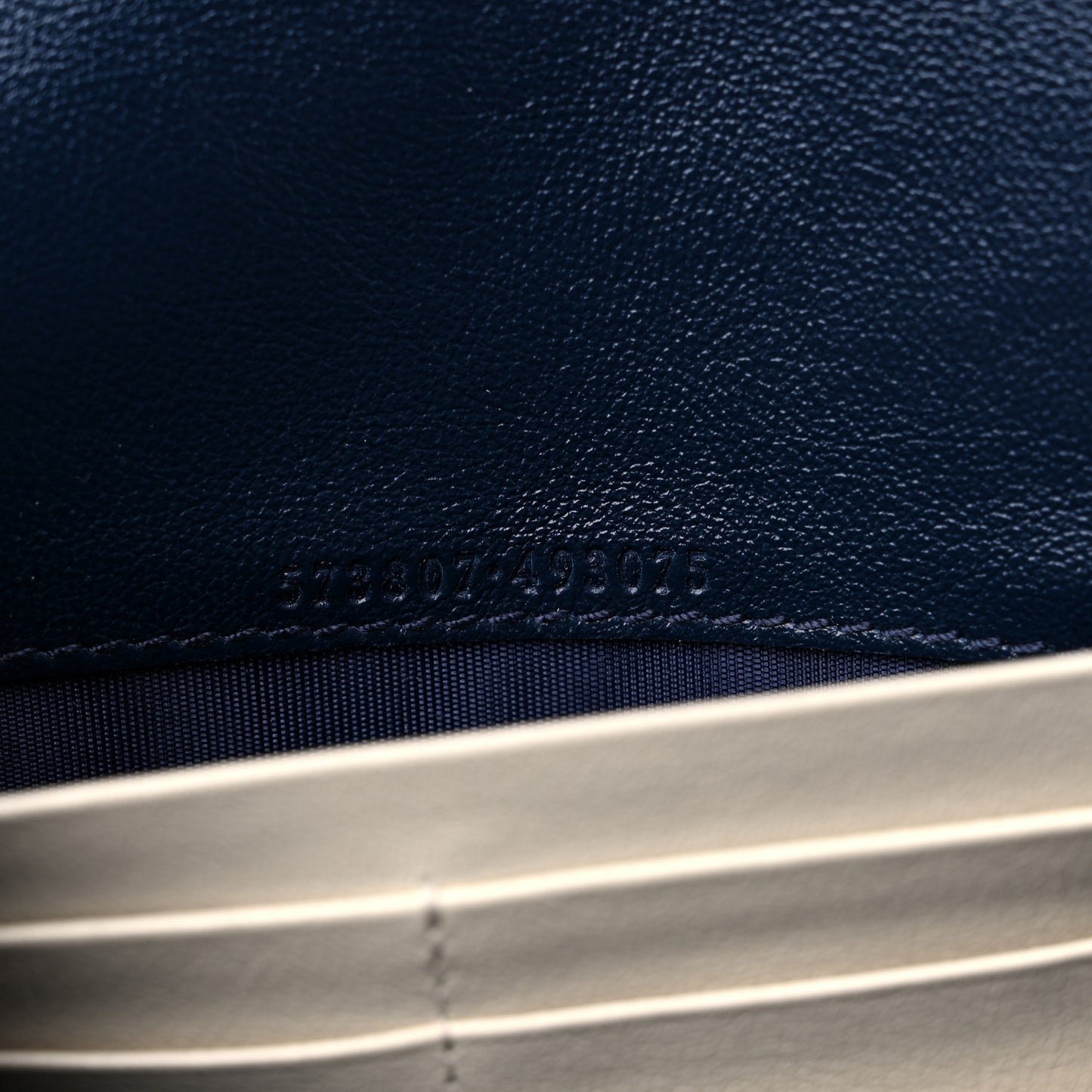 Vintage Effect Calfskin Matelasse Diagonal Torchon GG Marmont Chain Wallet Mystic White Blue Agata