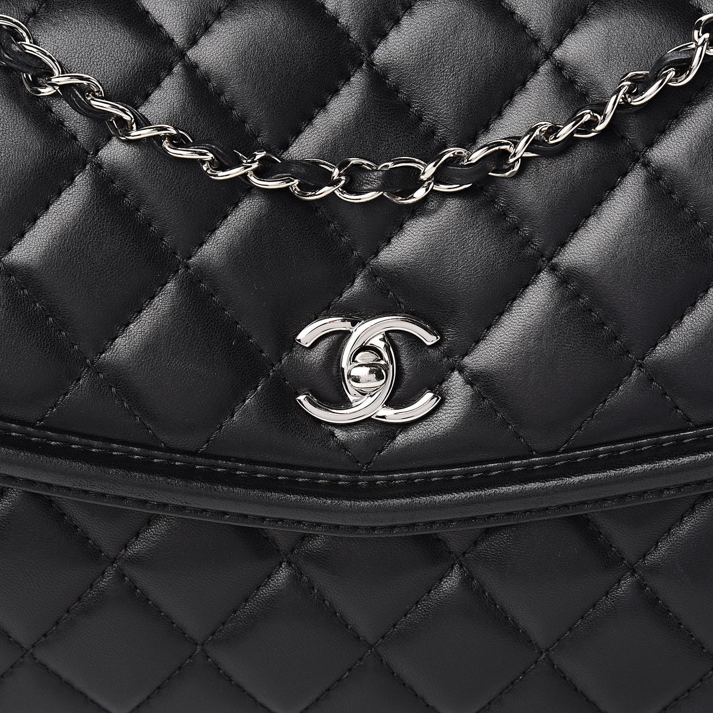 Lambskin Quilted Large Geometric Flap Black