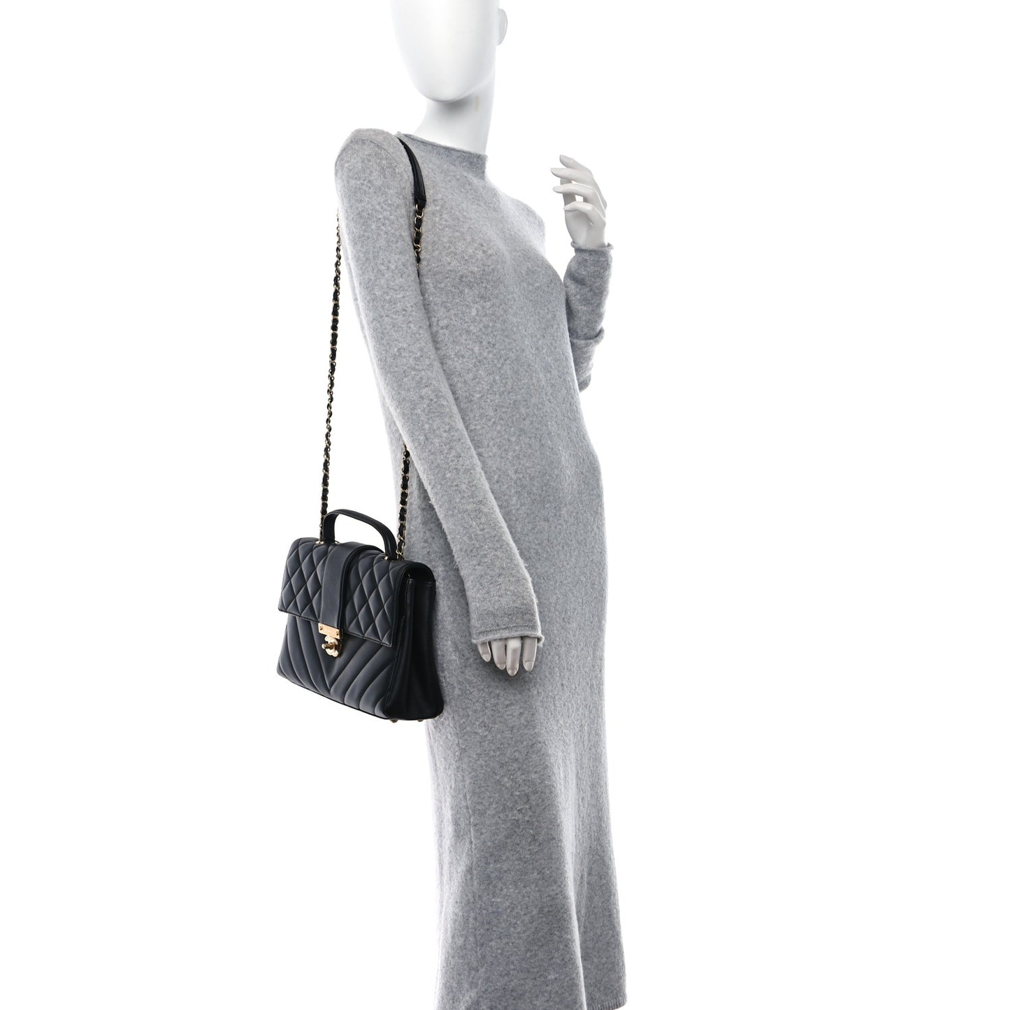 Calfskin Quilted Chevron In The City Bag Black