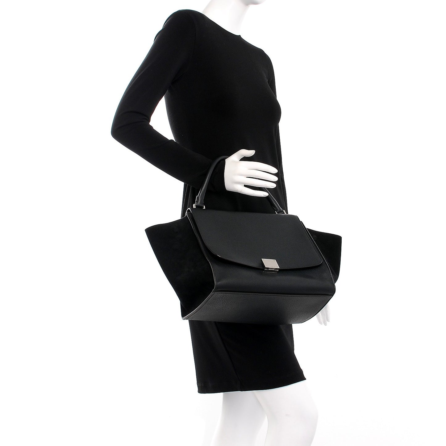 Drummed Calfskin Suede Medium Trapeze Black