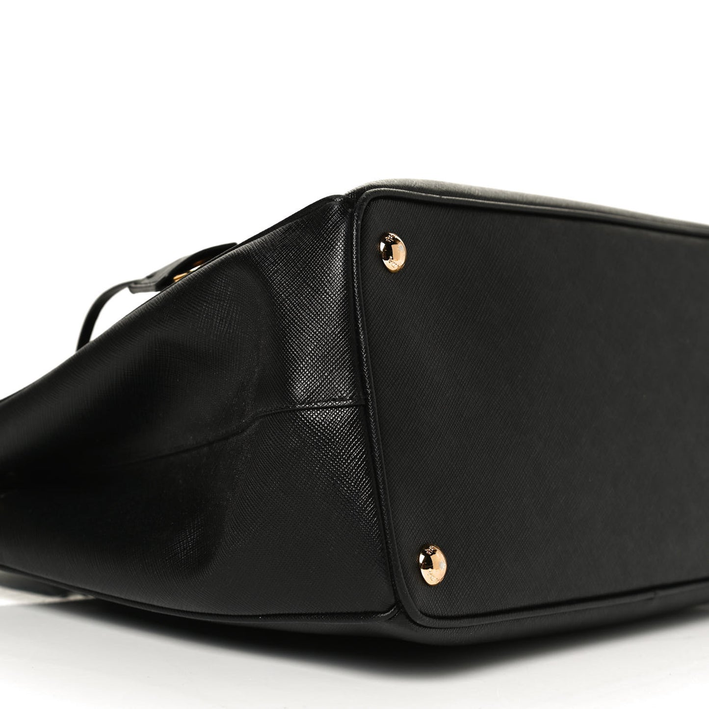 Saffiano Medium Galleria Double Zip Tote Black
