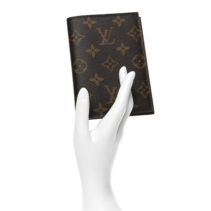 Louis Vuitton Monogram Passport Cover 2 of 7