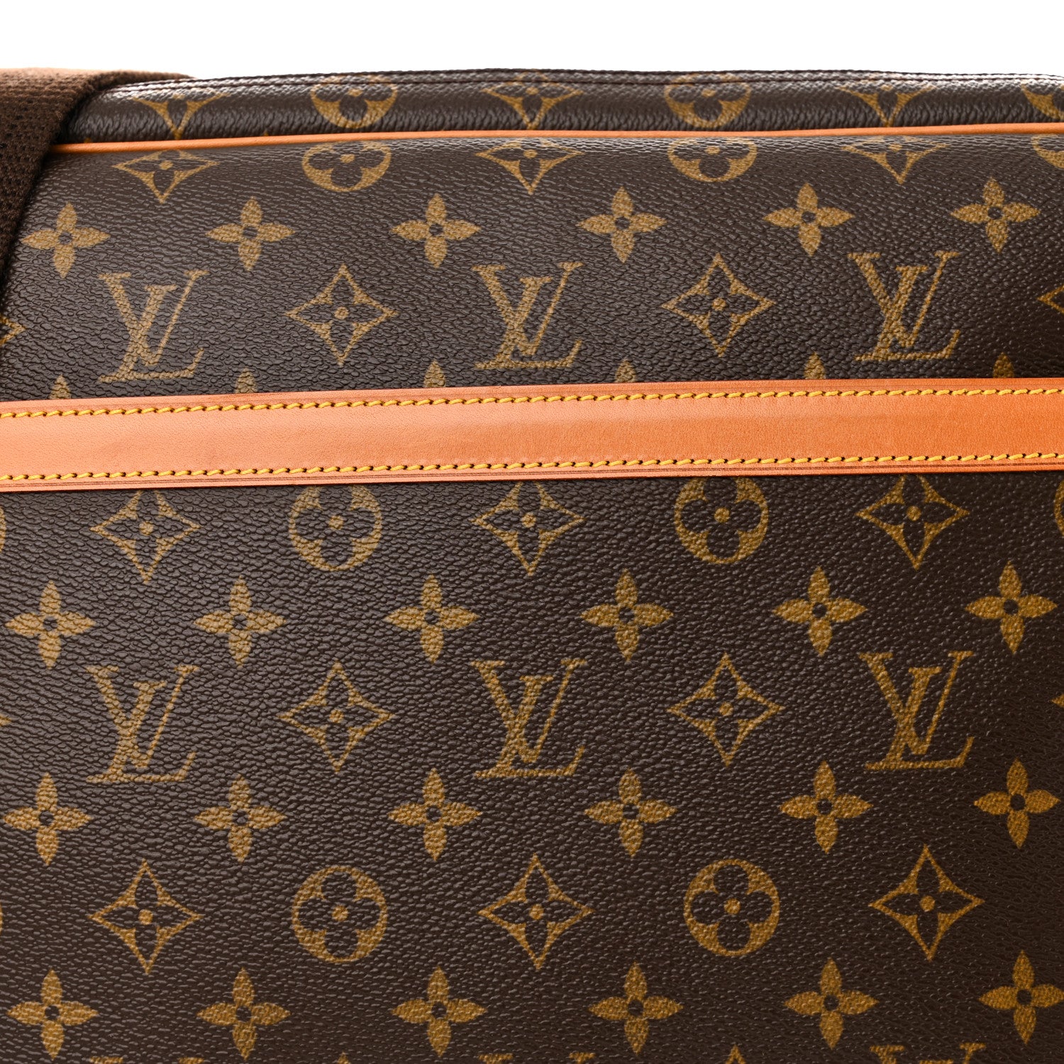 Louis Vuitton Monogram Reporter GM 8 of 10