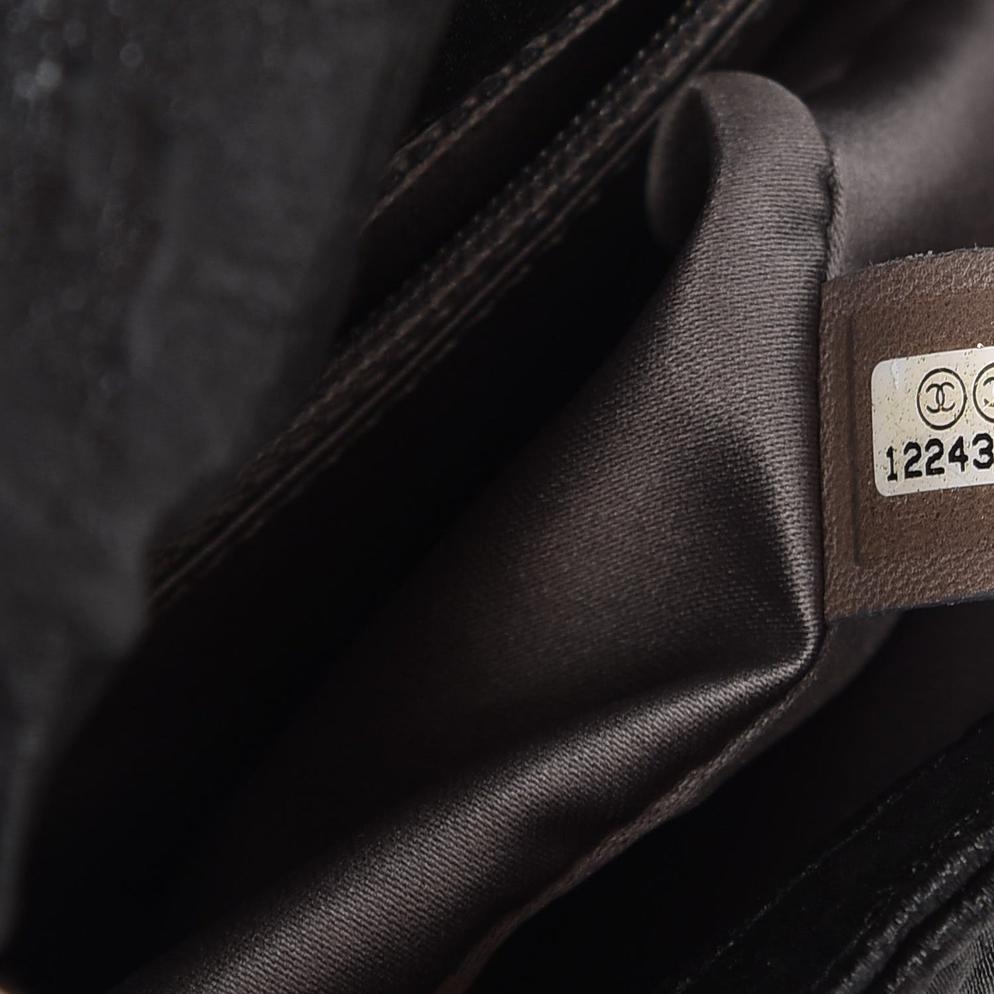 Coated Canvas Quilted Le Marais Flap Black