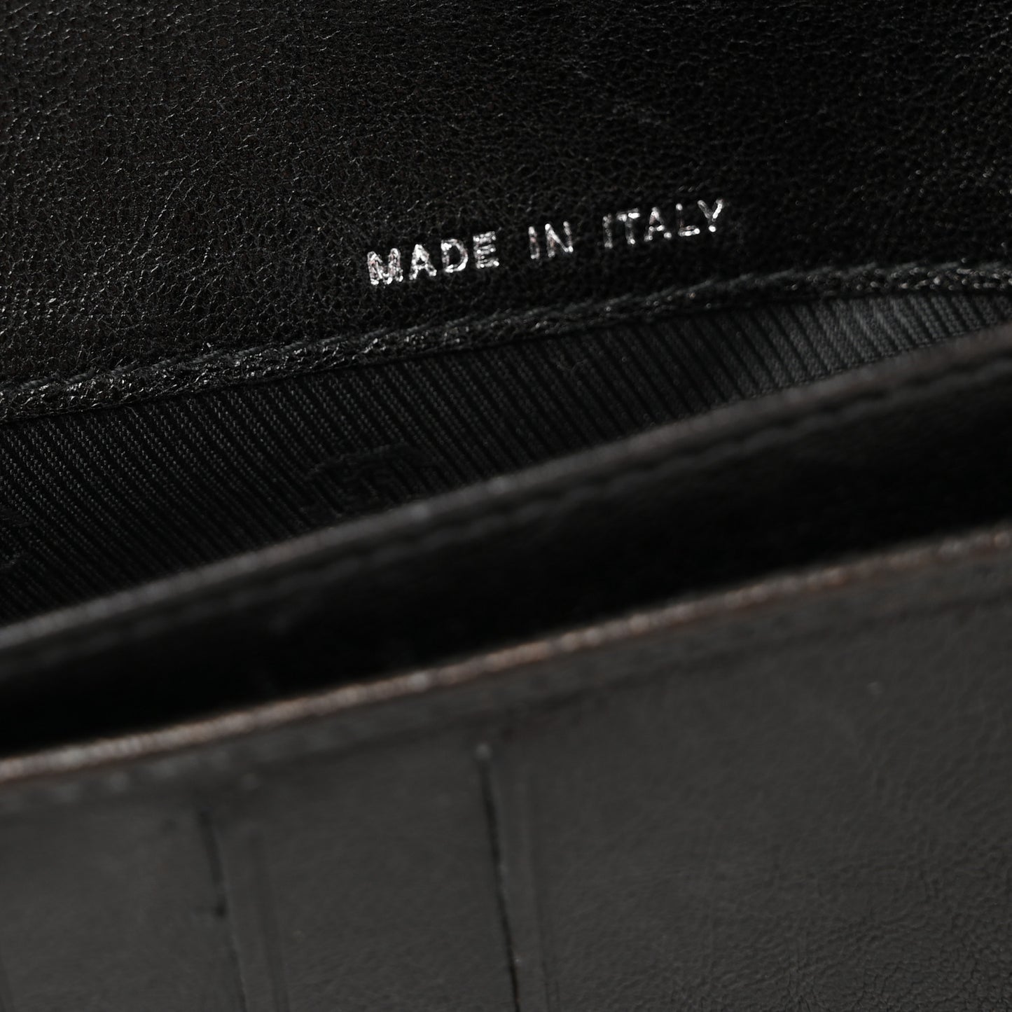 Calfskin CC Flap Wallet Gris Fonce