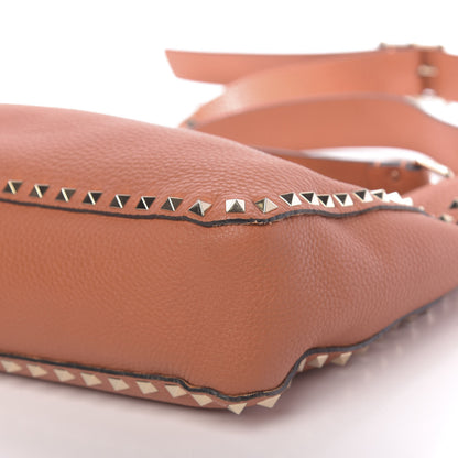 Valentino Garavani Pebbled Calfskin Small Rockstud Flip-Lock Messenger Bag Light Cuir 9 of 11