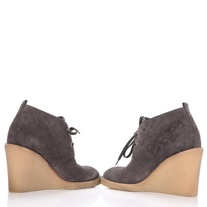 Louis Vuitton Monogram Embossed Suede Frosty Wedge Low Boots 38.5 Dark Grey 6 of 10