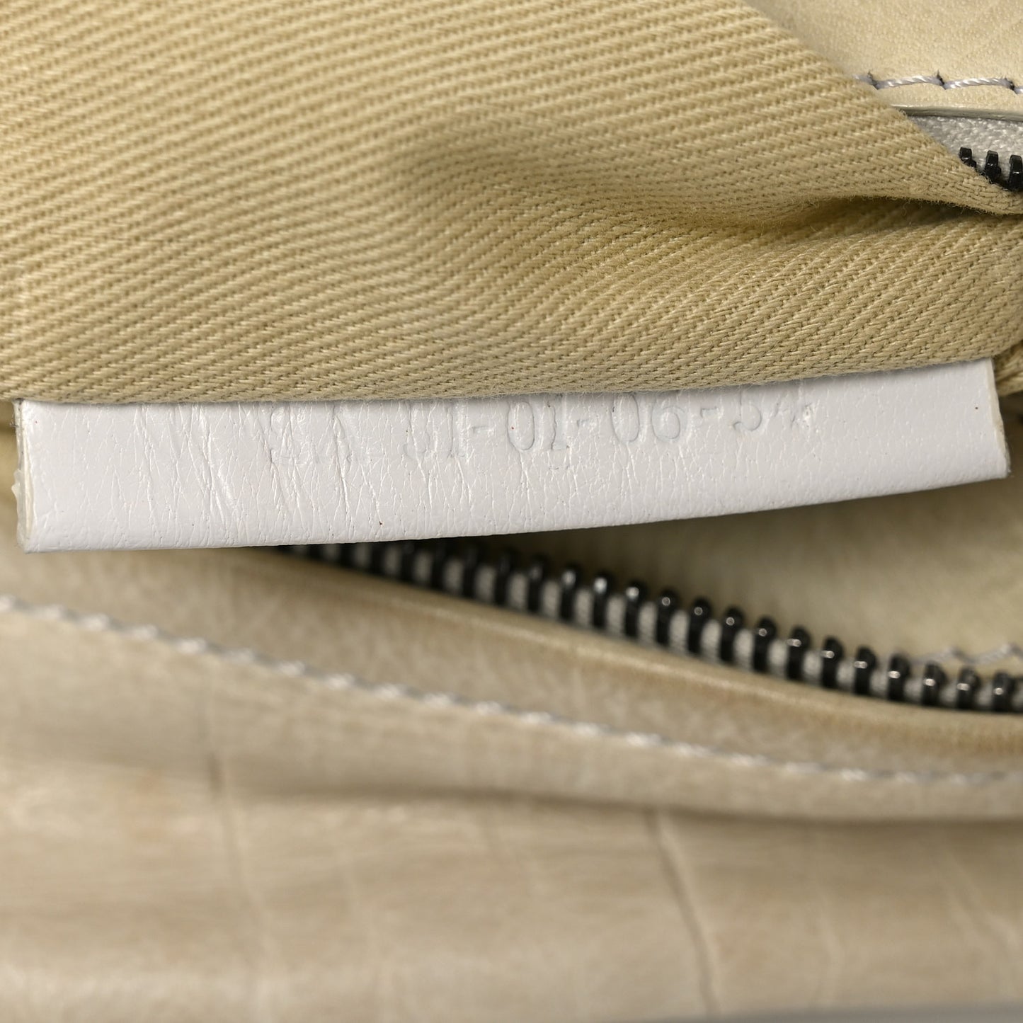 Calfskin Silverado Shoulder Bag Ivory