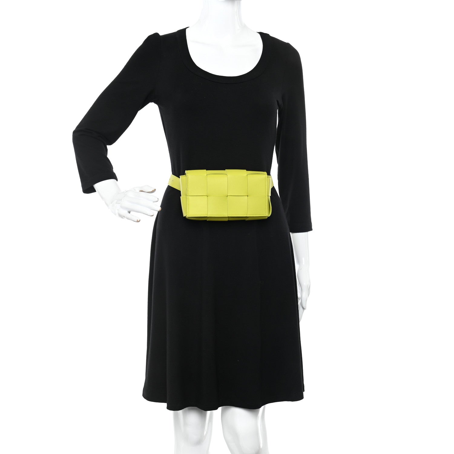 Bottega Veneta Nappa Maxi Intreccio The Belt Cassette Bag Kiwi 2 of 9