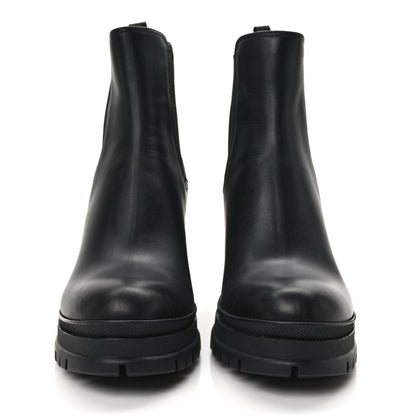 Prada Vitello Montana Lug Sole Chelsea 55mm Boots 40 Black 2 of 8