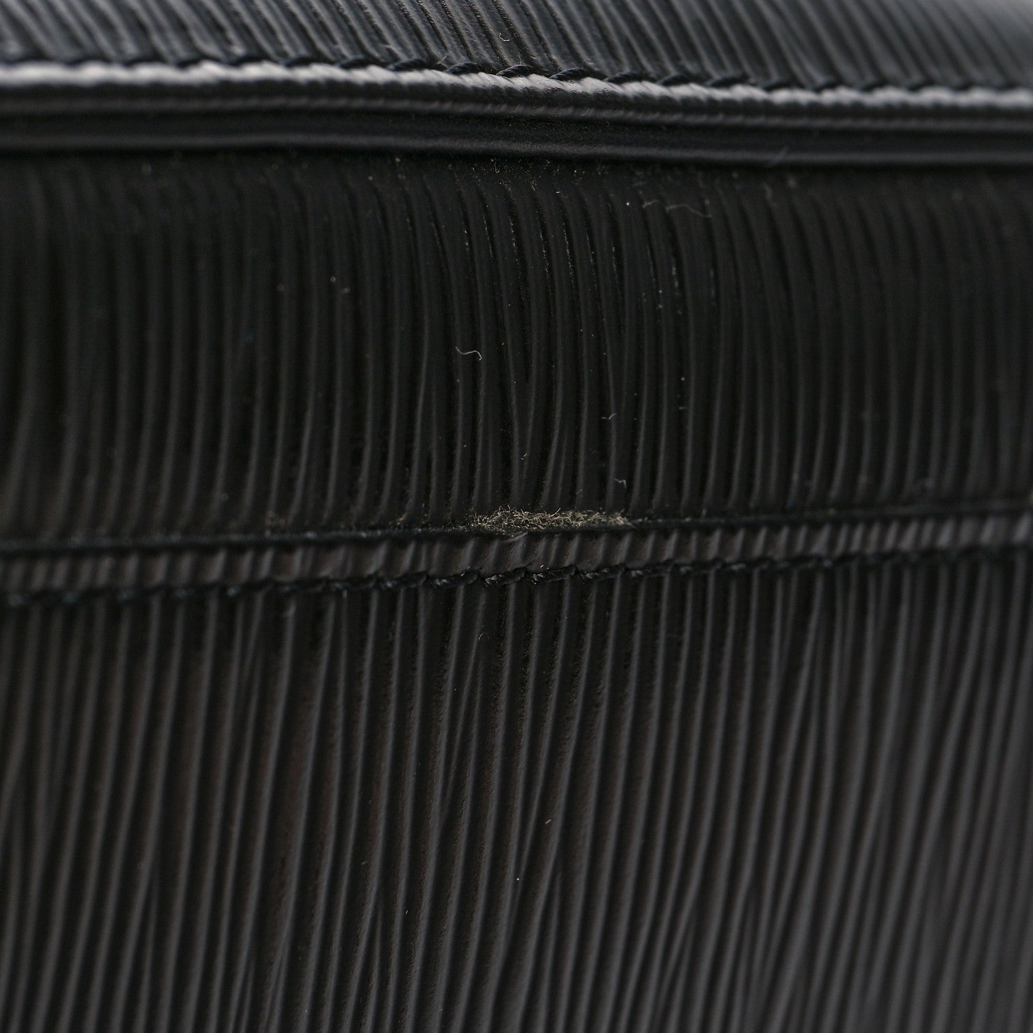 Louis Vuitton Epi Keepall 45 Black 13 of 16