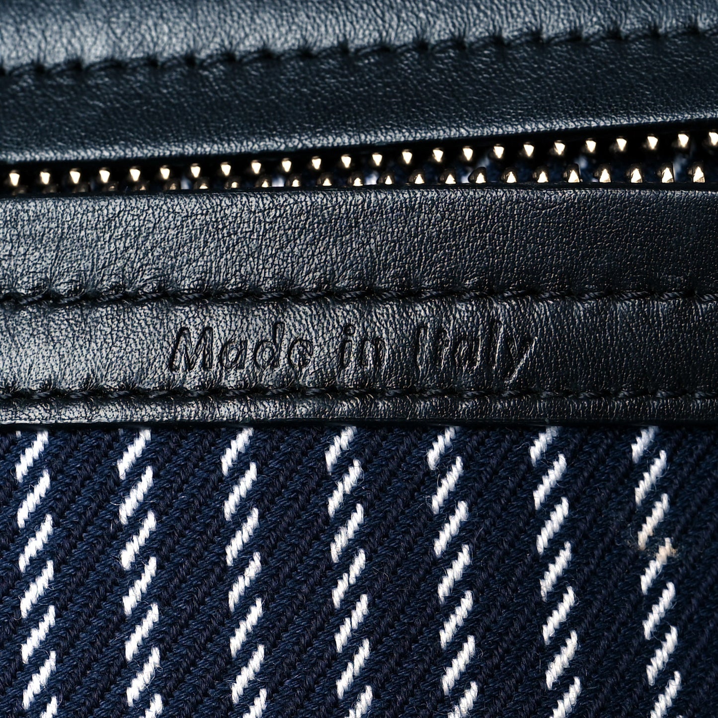 Cotton Canvas Striped Medium Phantom Luggage Navy White