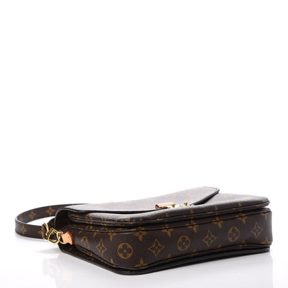Louis Vuitton Monogram Pochette Metis 4 of 12