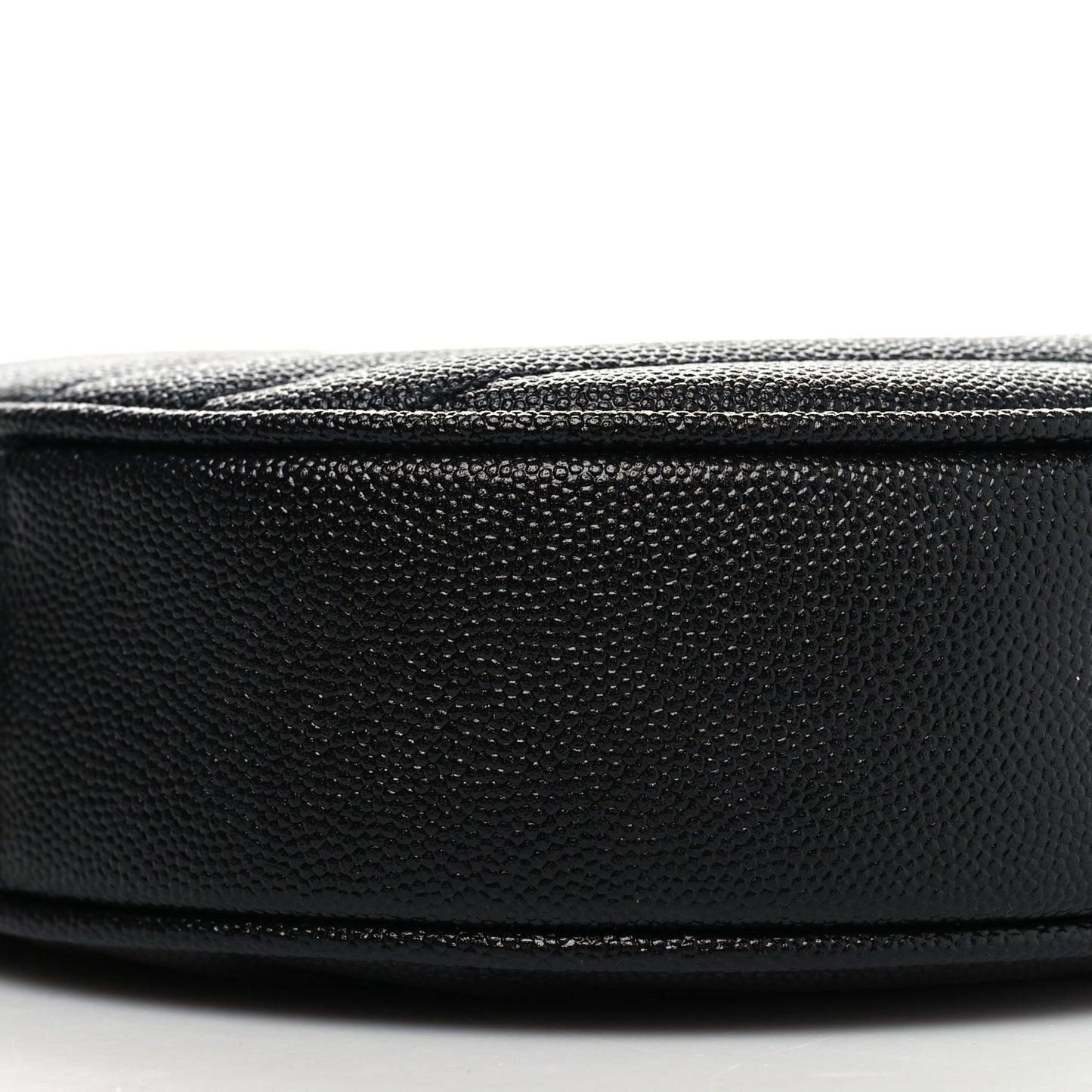 Grain De Poudre Matelasse Chevron Quilted Round Vinyle Camera Bag Black