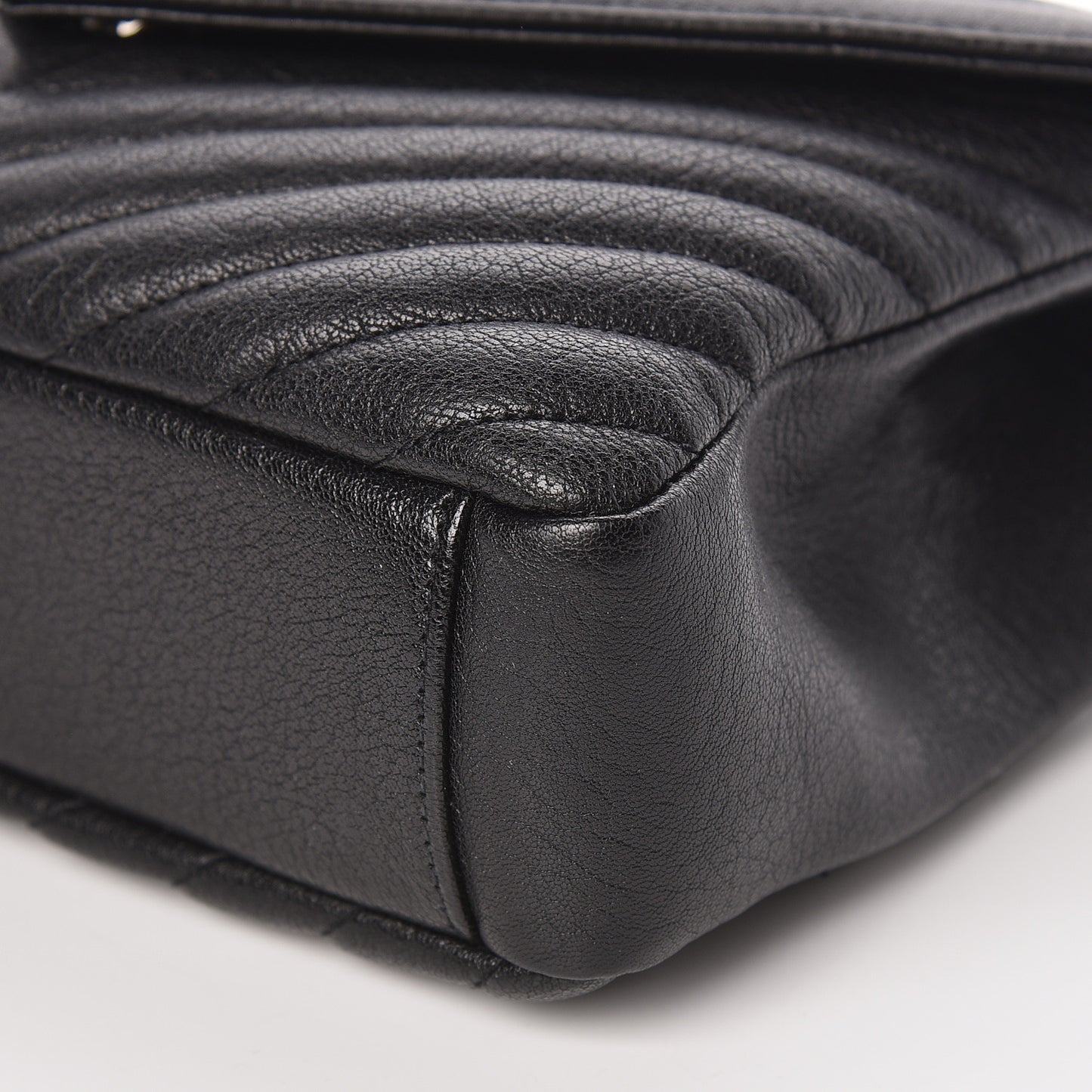 Sheepskin Matelasse Chevron Monogram Medium College Bag Black