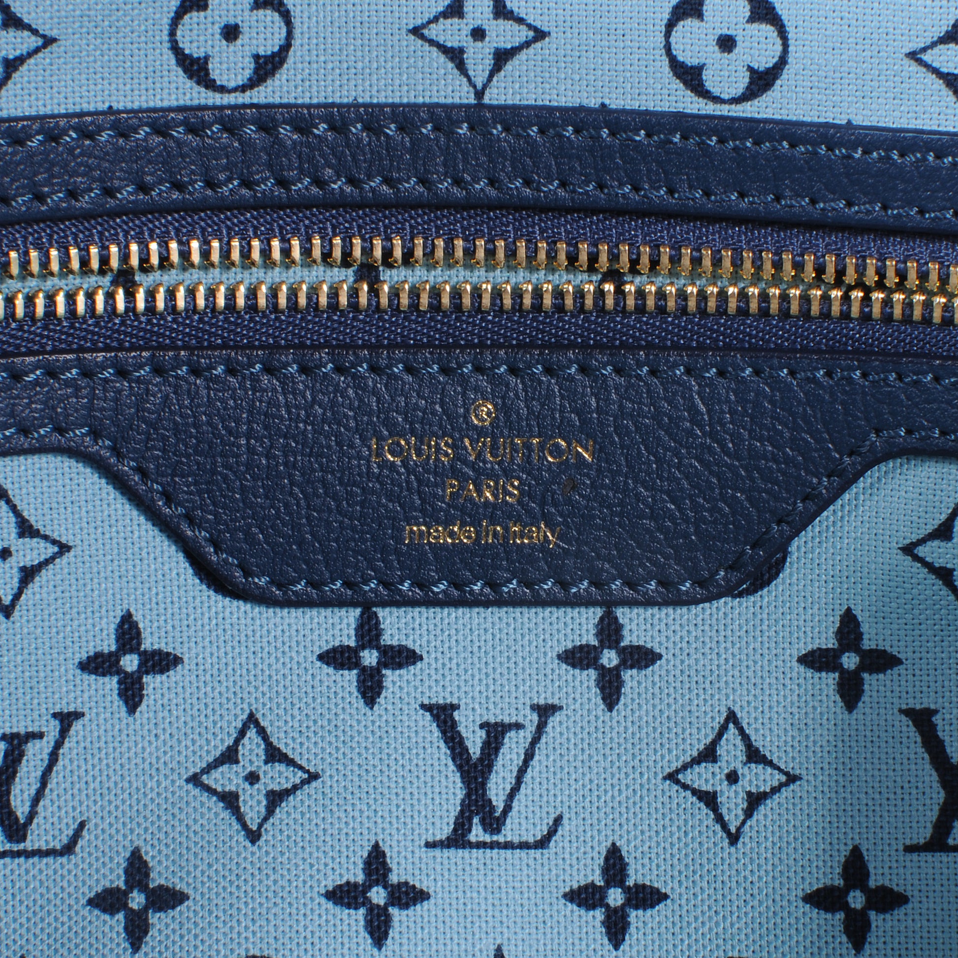 Louis Vuitton Ailleurs Cabas Escale PM 5 of 7