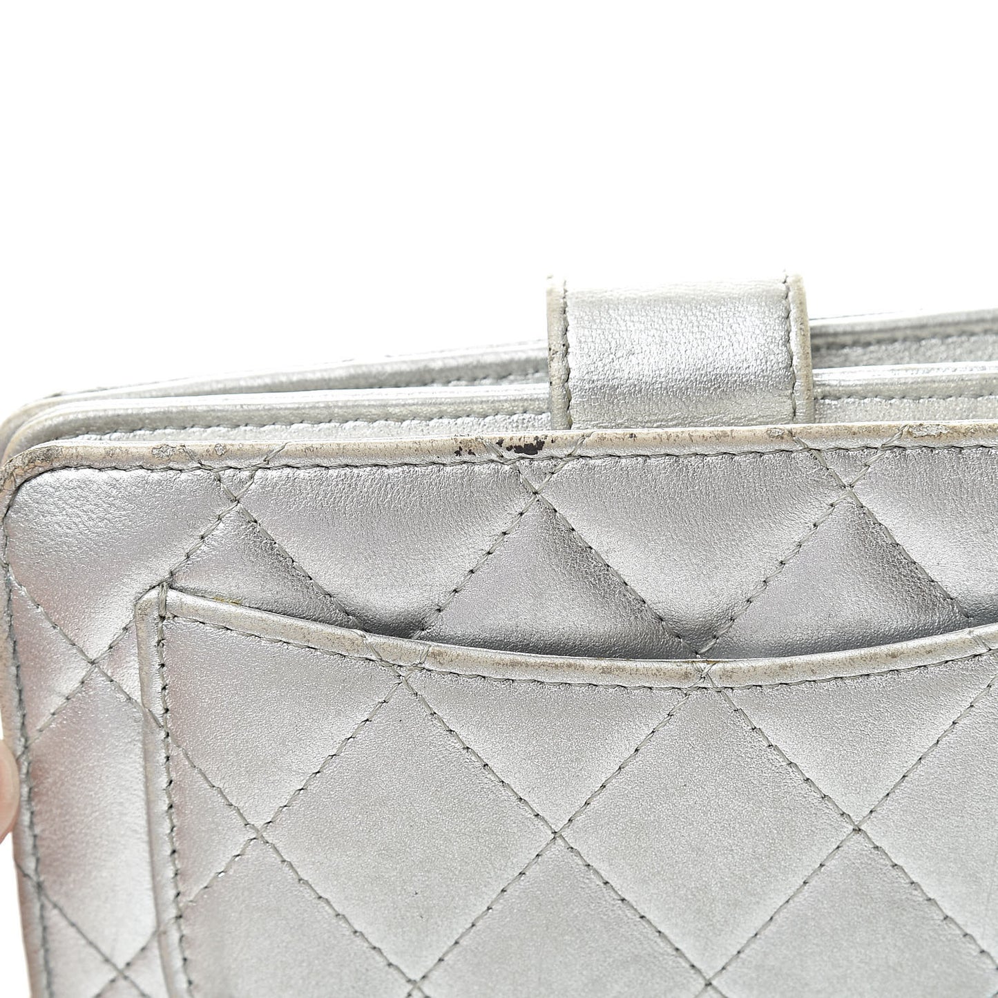 Metallic Lambskin Quilted Zipped Pocket Wallet Silver