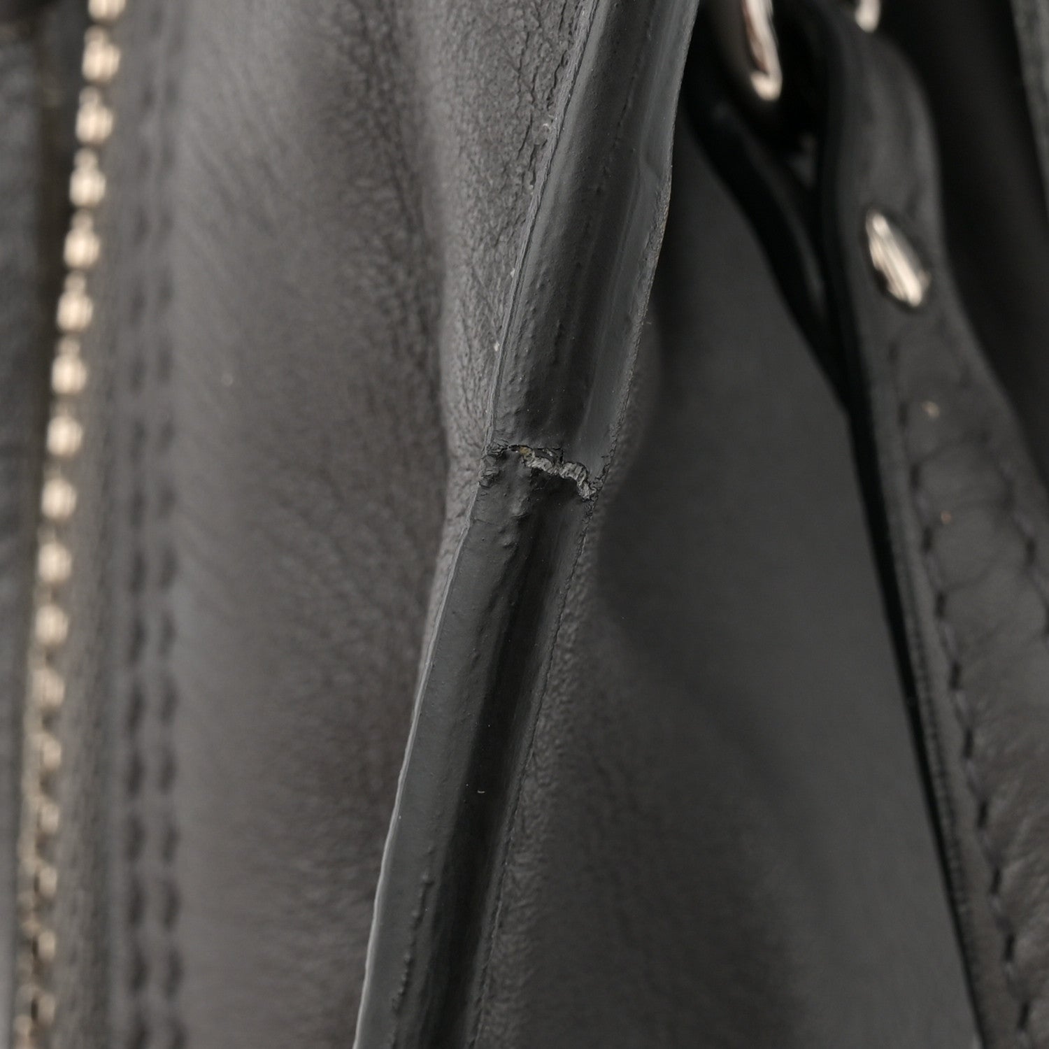 Balenciaga Veau Papier A6 Zip Around Tote Gris Fossile 12 of 14
