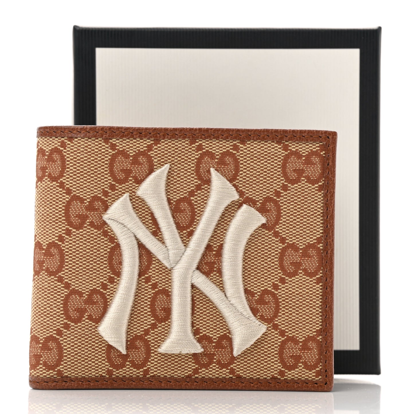 X MLB Monogram NY Yankees Bi-Fold Wallet Beige Ruggine Ivory
