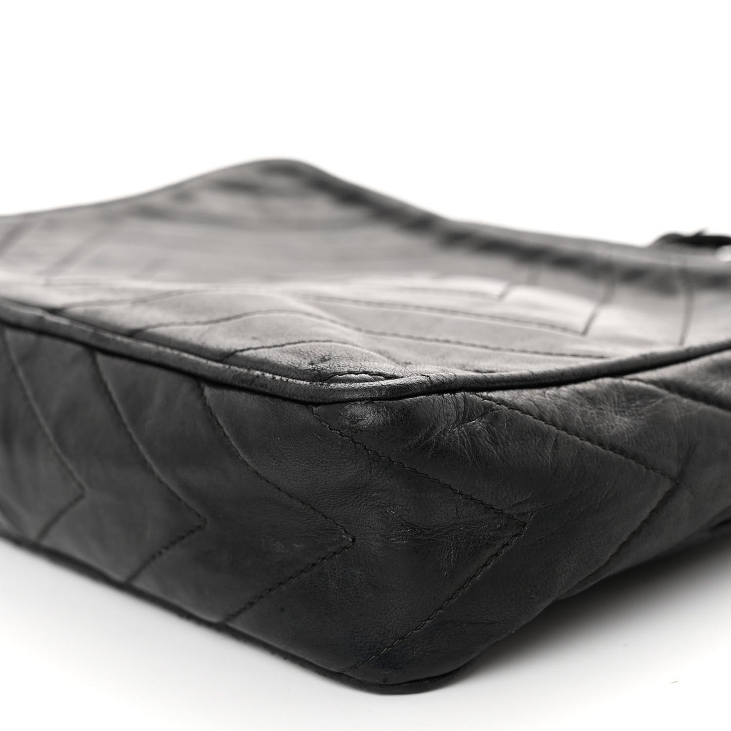 Lambskin Chevron Quilted Tassel Camera Case Black