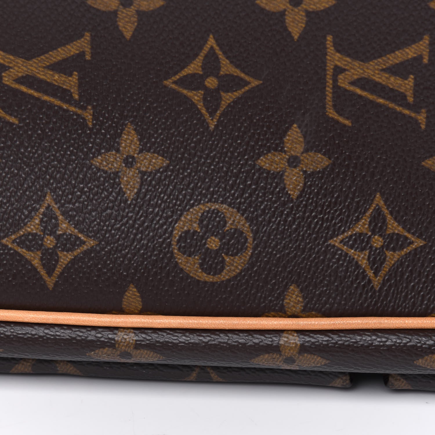 Louis Vuitton Monogram Multipli-Cite 16 of 23